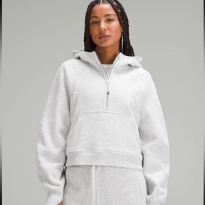 XS/S lululemon Scuba Hoodie!